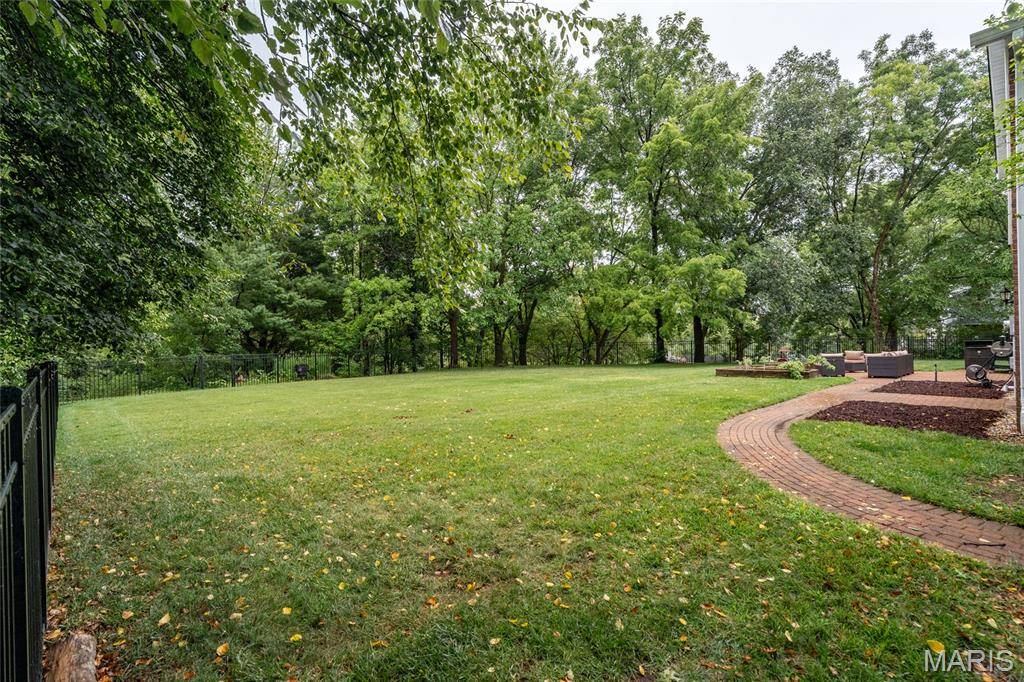 126 Fairwood Hills RD, O'fallon, IL 62269