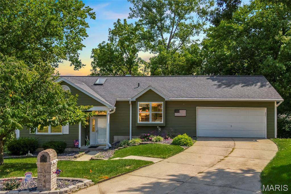 3946 Rhine CT, St Charles, MO 63304