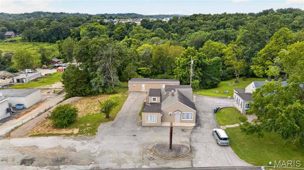3987 Gravois RD, House Springs, MO 63051