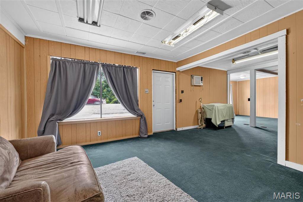 3987 Gravois RD, House Springs, MO 63051