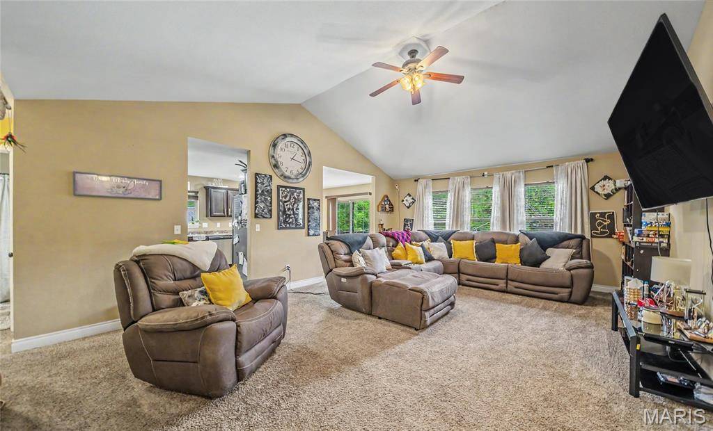 20598 Lynwood RD, Waynesville, MO 65583