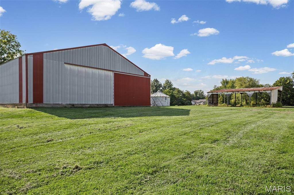1458 Troy O'Fallon RD, Troy, IL 62294