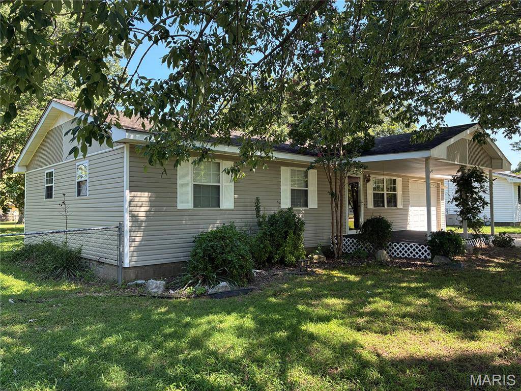 1704 Sidney ST, Malden, MO 63863