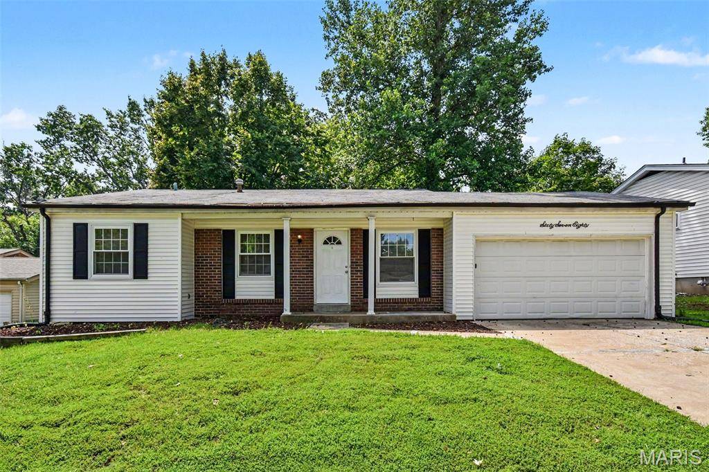 6780 Lesli Mari CT, Florissant, MO 63033