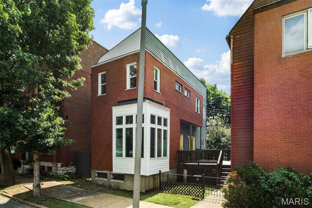 1720 S 13th ST, St Louis, MO 63104