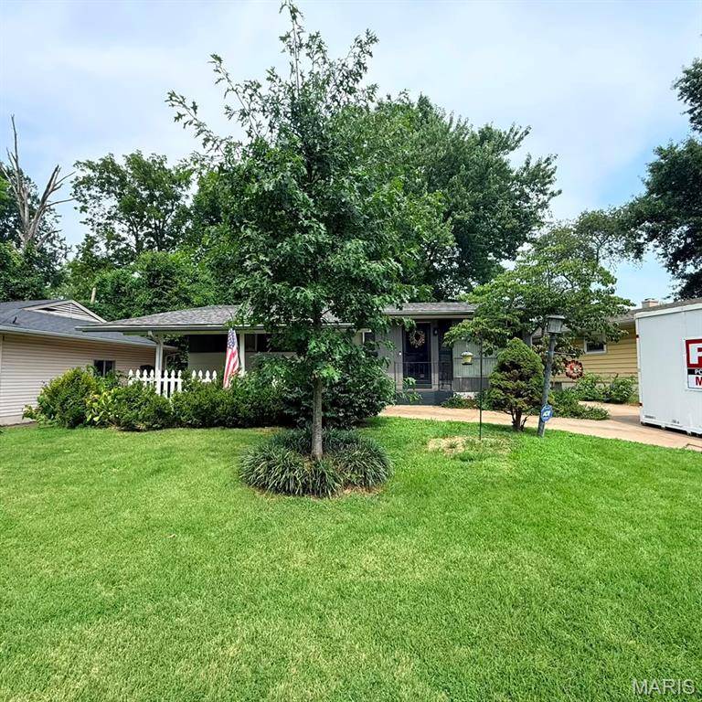 10315 Durness DR, St Louis, MO 63137