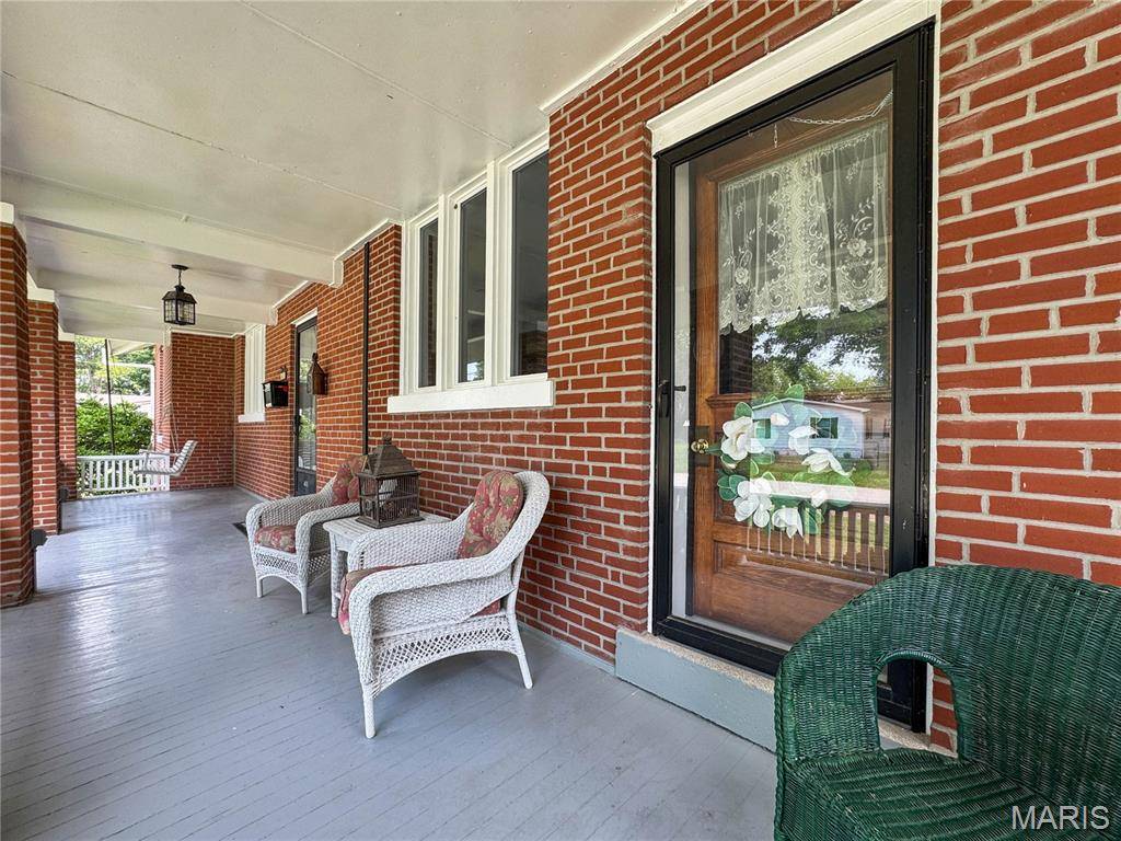 403 N Clinton ST, New Athens, IL 62264