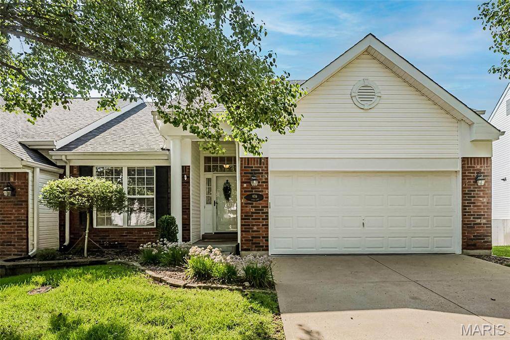 976 Shire LN, Eureka, MO 63025