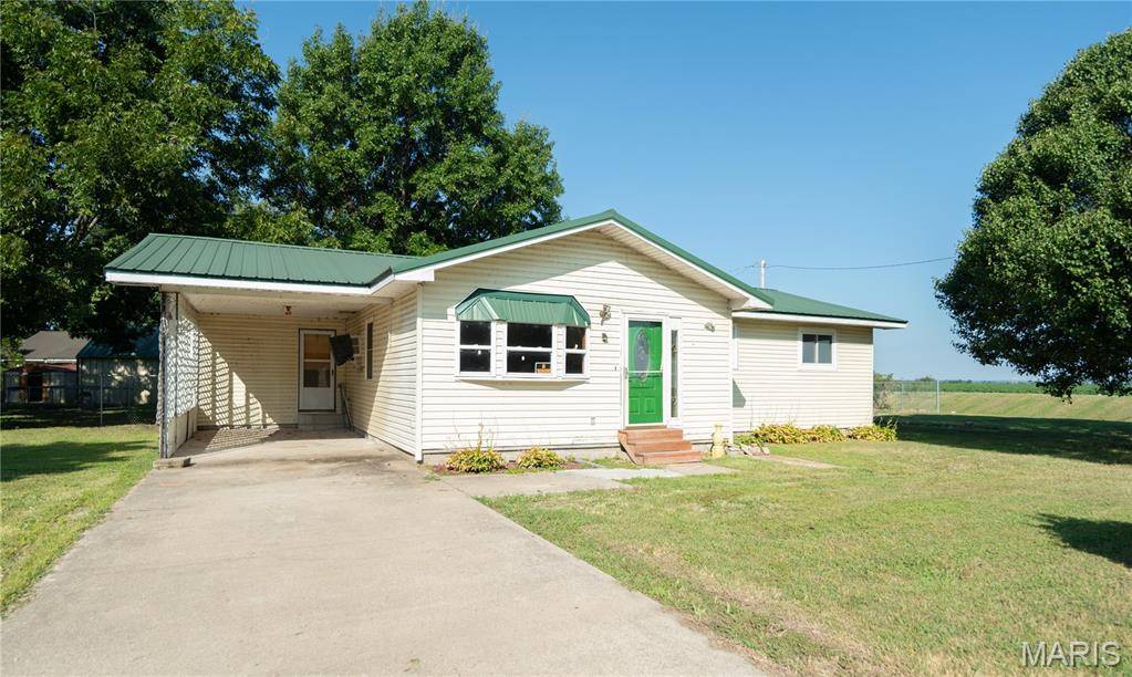 405 N Walker AVE, Gideon, MO 63848