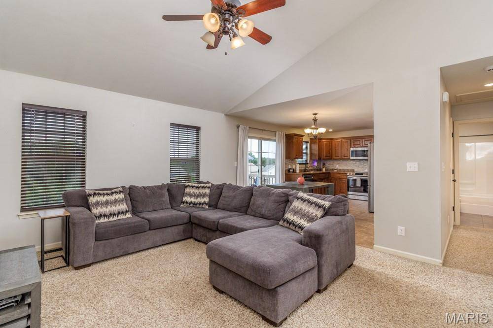 23645 Restore RD, Waynesville, MO 65583