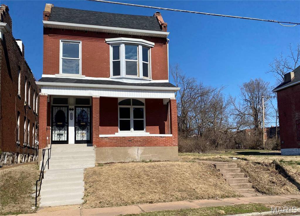 5331 Ridge AVE, St Louis, MO 63112