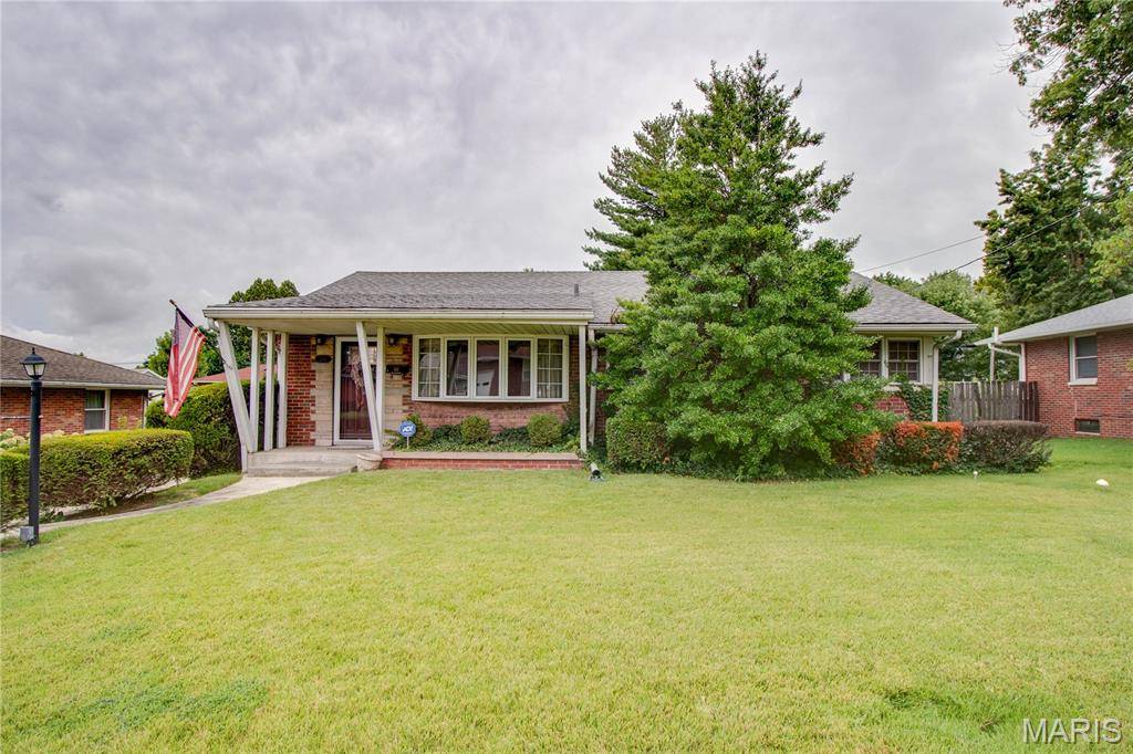 236 Alben ST, Alton, IL 62002