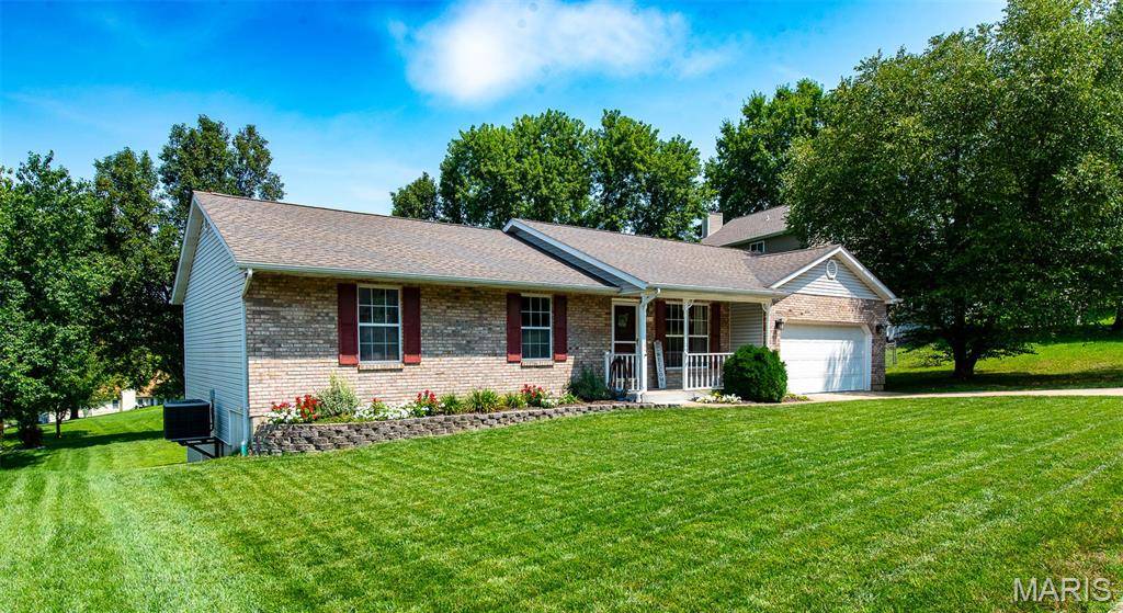 1231 Deer Run Drive DR, Washington, MO 63090