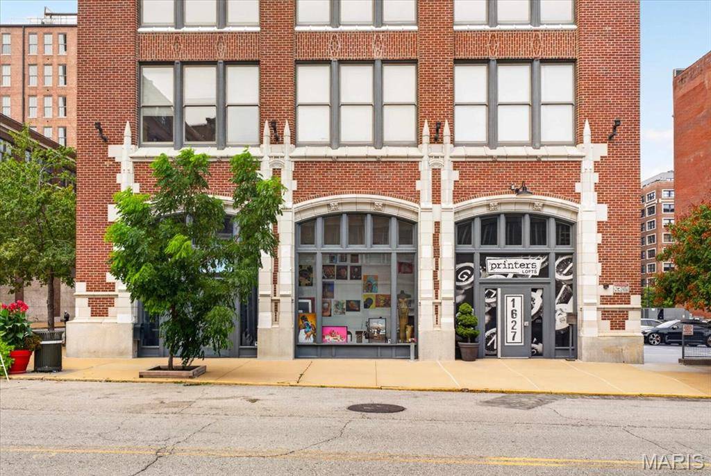 1627 Locust ST #706, St Louis, MO 63103
