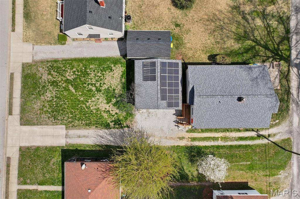 112 3rd AVE, Edwardsville, IL 62025
