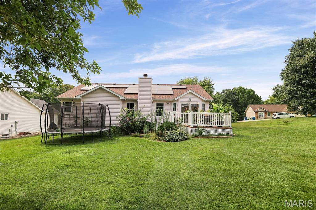 81 Englewood DR, Glen Carbon, IL 62034