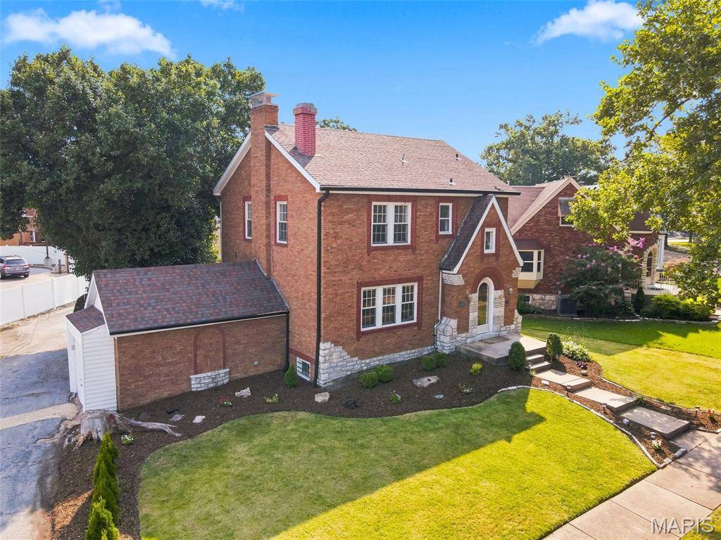 6427 Winona AVE, St Louis, MO 63109