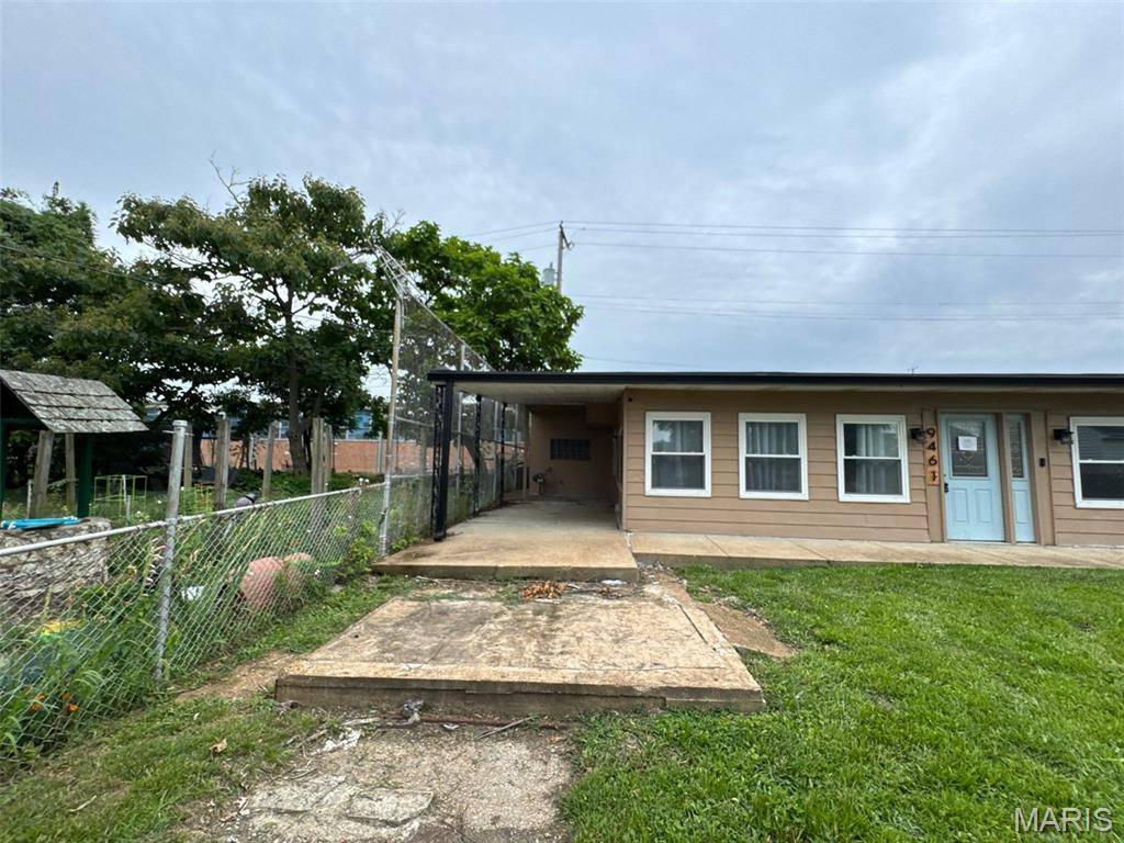 9461 Brenda AVE, Affton, MO 63123