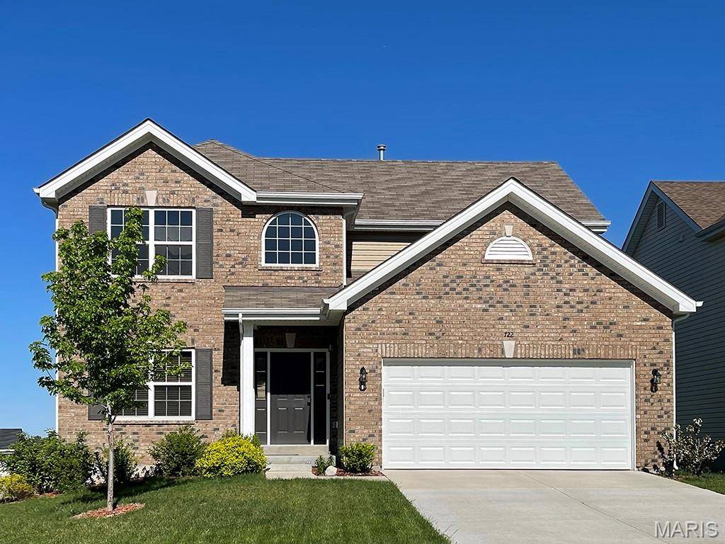 2 Royal II at River Bluffs Manors, Florissant, MO 63031