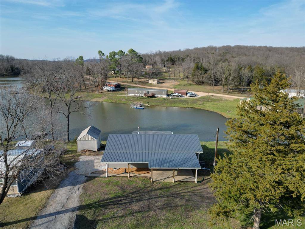 1387 Hartshorn RD, Hermann, MO 65041