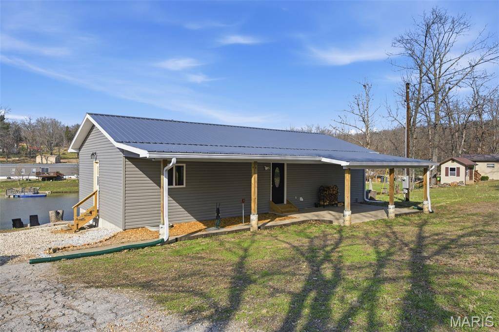 1387 Hartshorn RD, Hermann, MO 65041