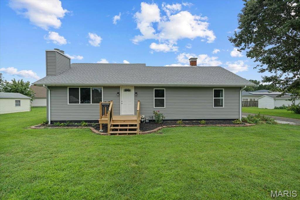 303 Lincoln AVE, Jerseyville, IL 62052
