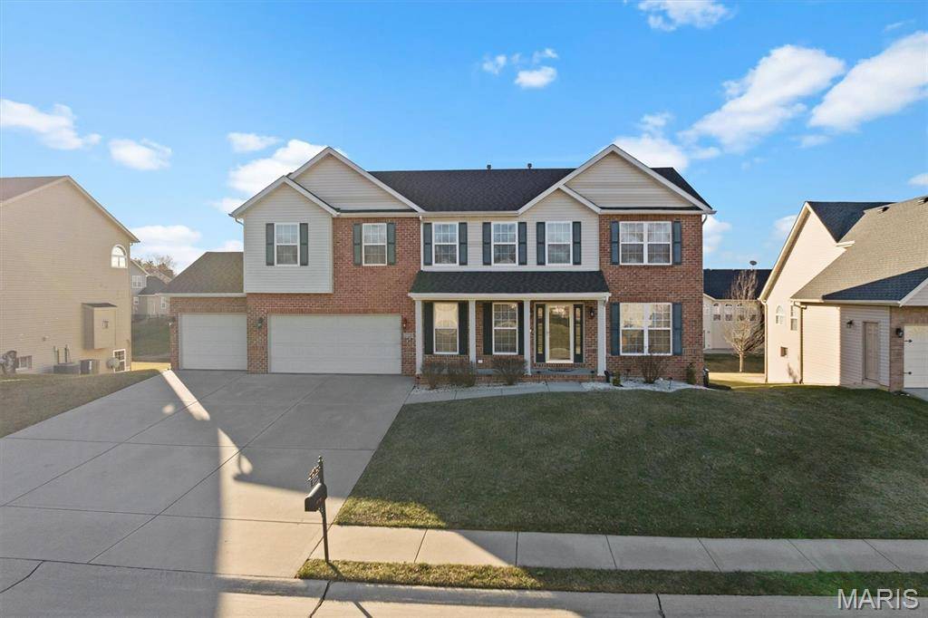 2728 Lauren Lake DR, Shiloh, IL 62221