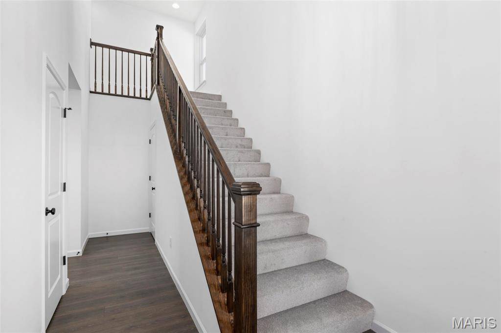 2 Belmont at River Bluffs Meadows, Florissant, MO 63031