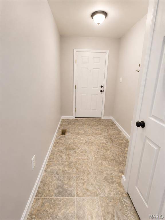439 Flowering Magnolia DR, O'fallon, MO 63366