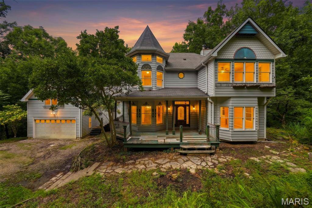 19111 Foxfire Forest RD, Wildwood, MO 63069