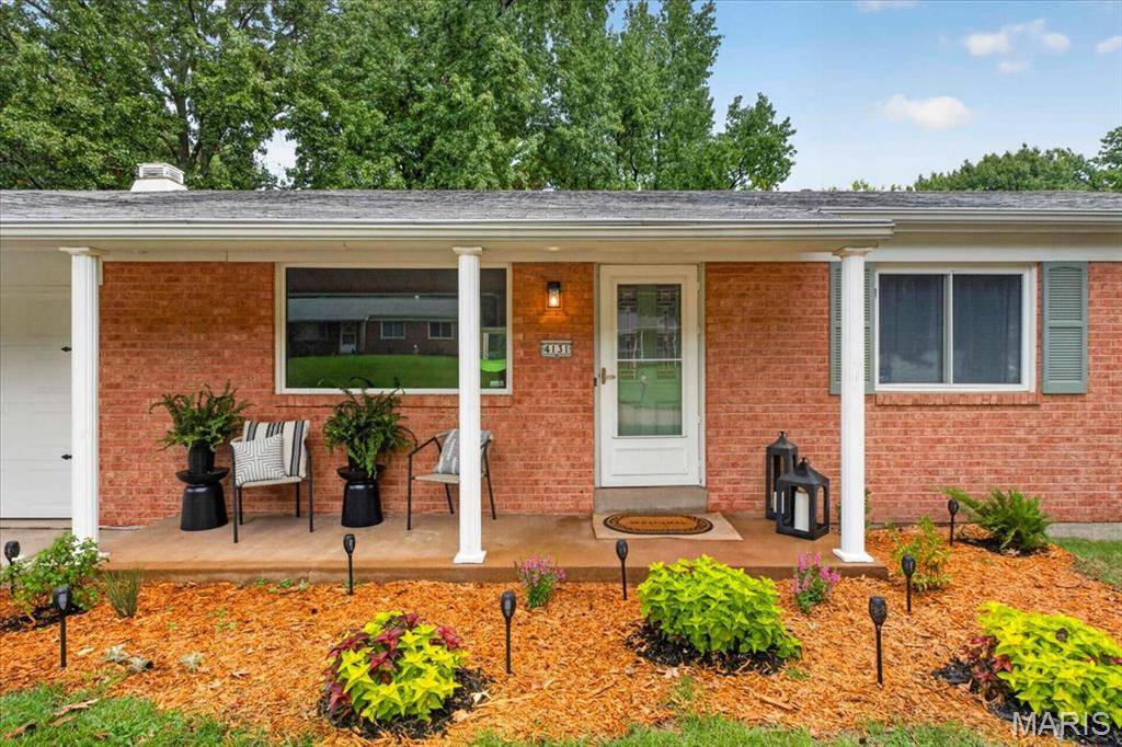 4131 Lockport DR, St Louis, MO 63044