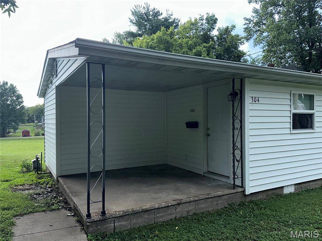 302 & 304 S Charles ST, Steeleville, IL 62288