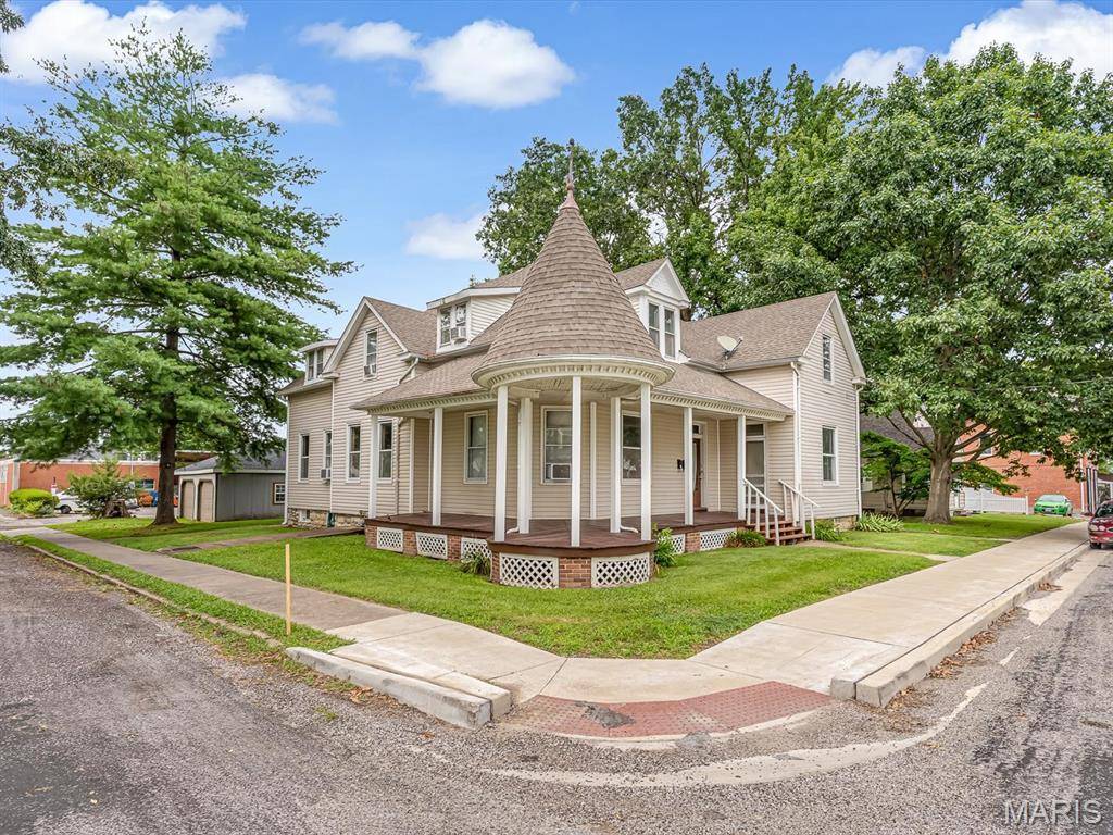 23 W Laurel ST, Millstadt, IL 62260