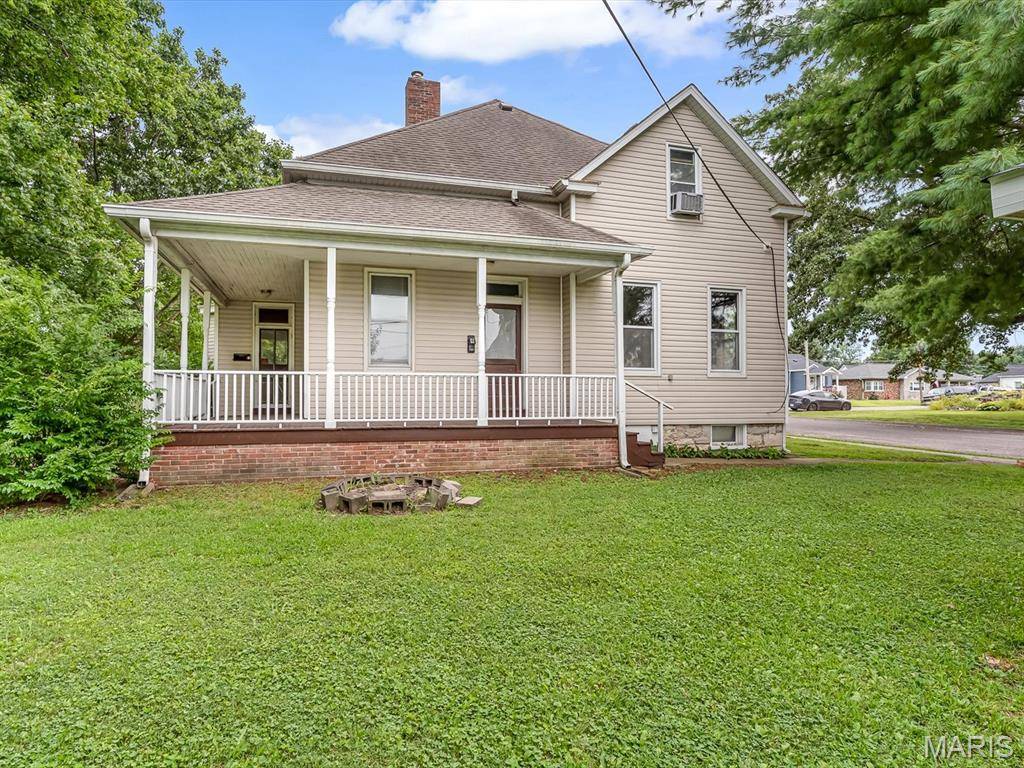 23 W Laurel ST, Millstadt, IL 62260