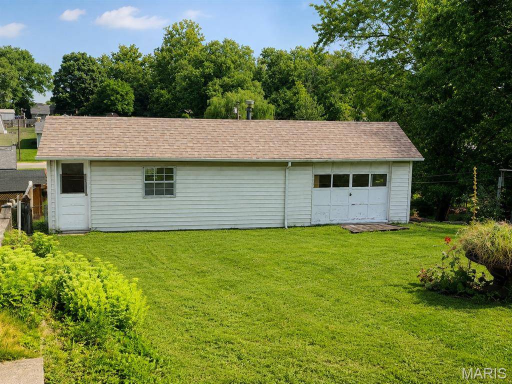 1333 11th ST, Cottage Hills, IL 62018