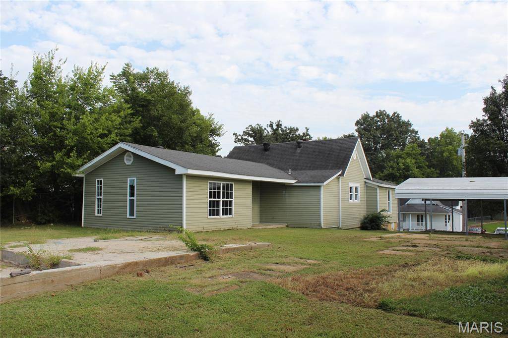 910 N 13th ST, Poplar Bluff, MO 63901