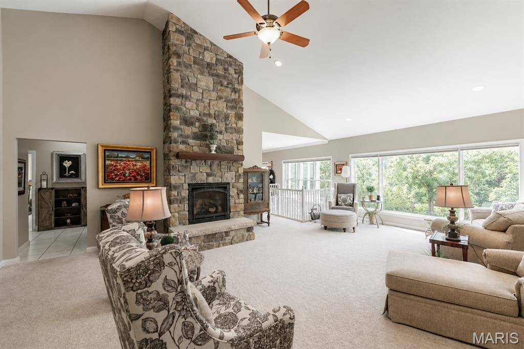 4484 Kingfisher CT, Augusta, MO 63332