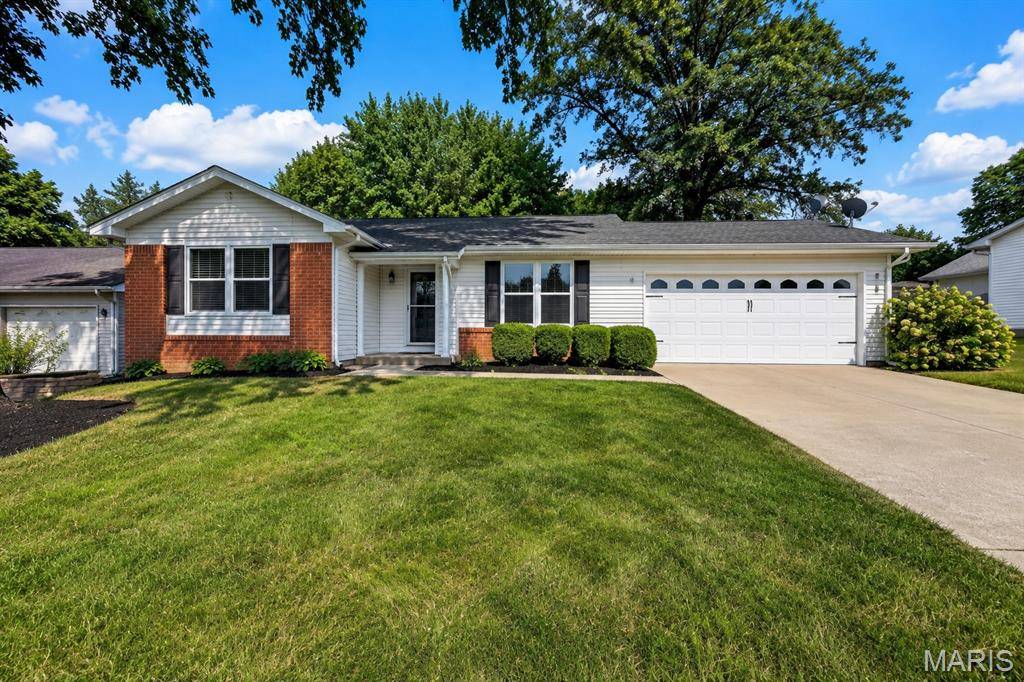 706 Millwood DR, St Peters, MO 63376