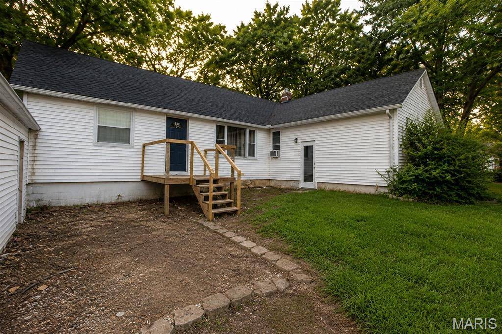 1013 Main ST, Pocahontas, IL 62275