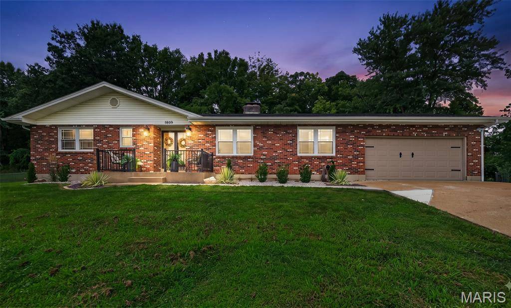 5809 Runnymede PL, Imperial, MO 63052