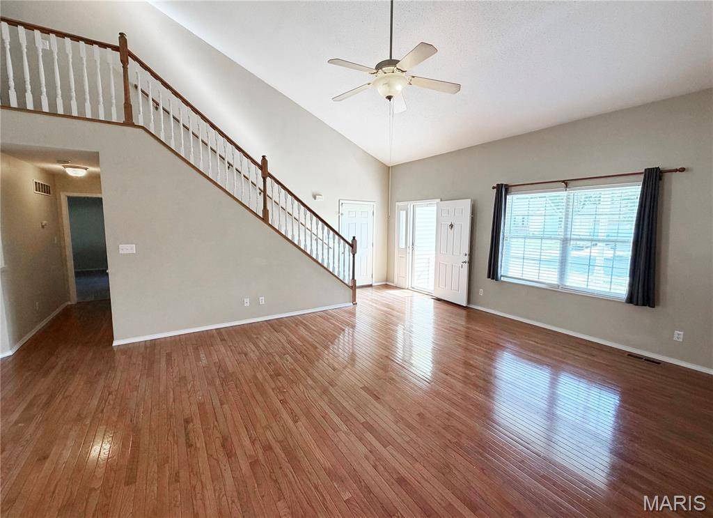 923 Victoria LN, O'fallon, IL 62269
