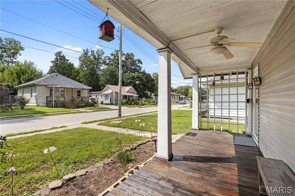 2003 Clawson ST, Alton, IL 62002
