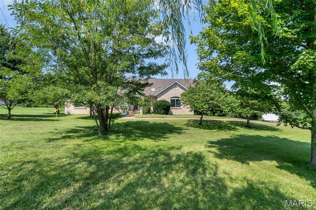 5541 Blackberry LN, Unincorporated, MO 63090