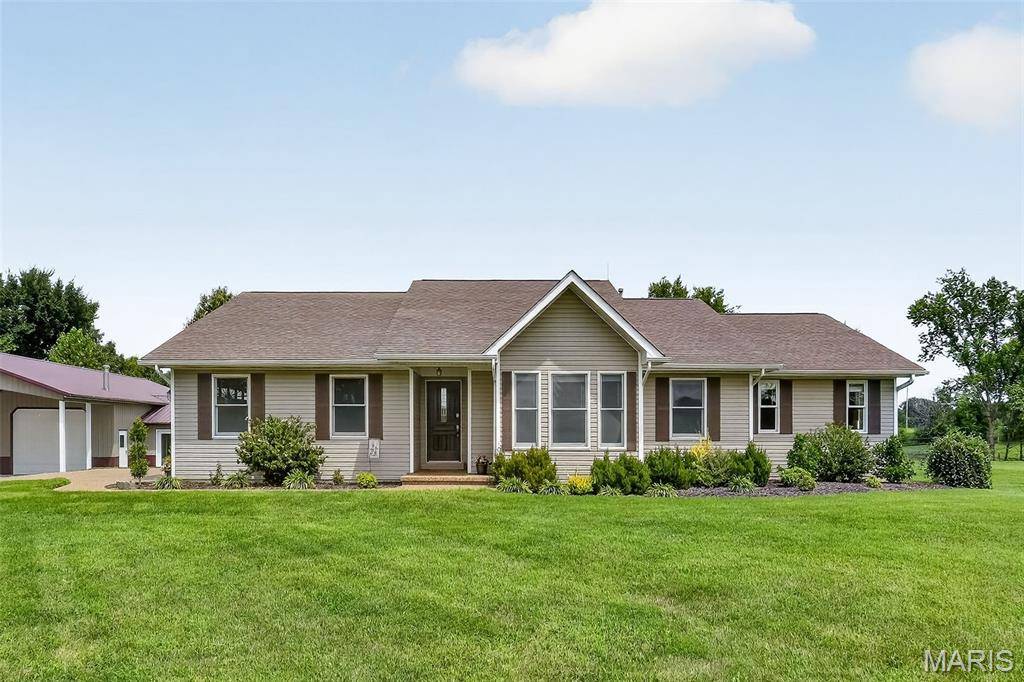 1957 Schnarre Rd. RD, Foristell, MO 63348