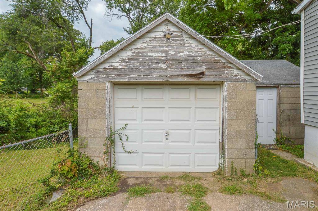1908 Central AVE, Alton, IL 62002