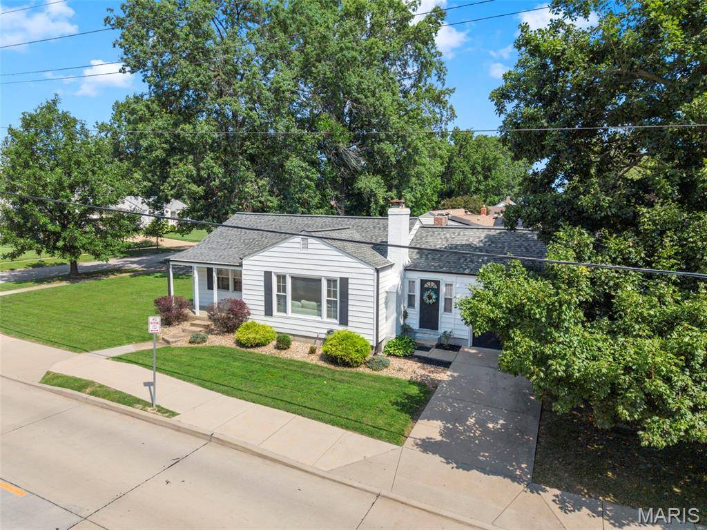 229 Quan AVE, Kirkwood, MO 63122