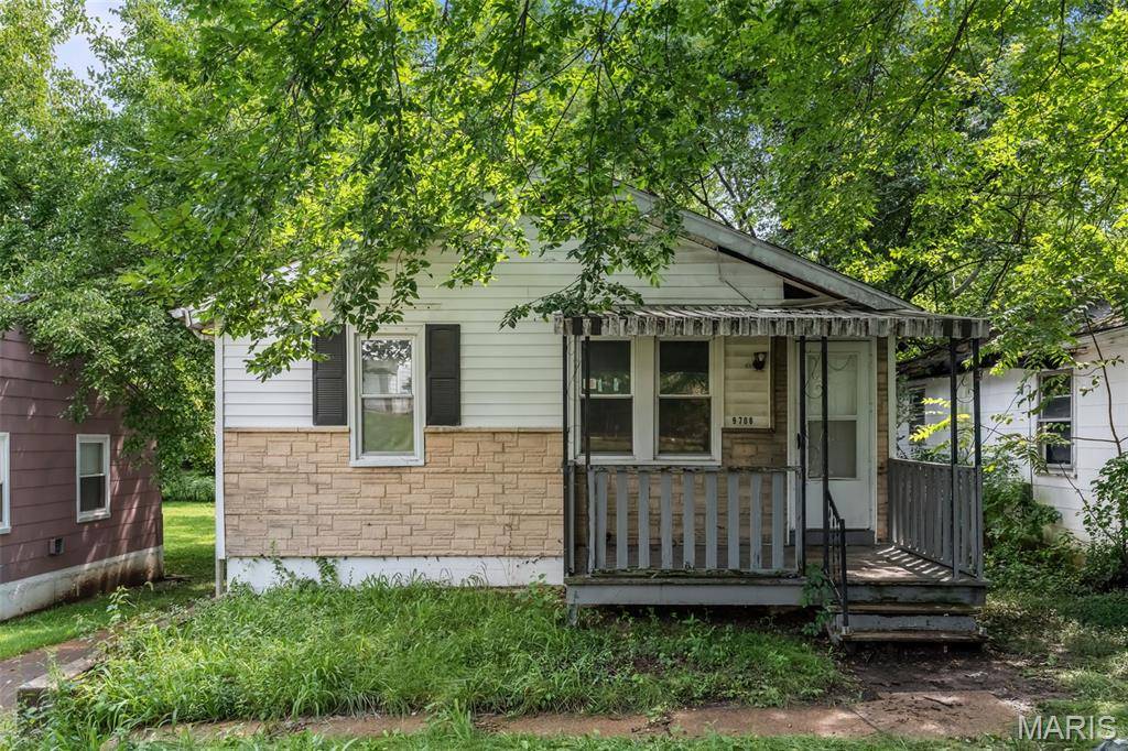 9708 Winkler DR, Unincorporated, MO 63136