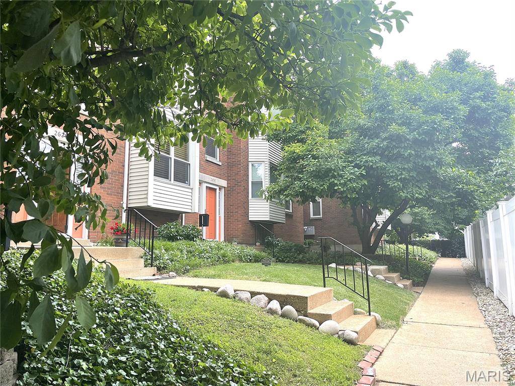 2632 Park AVE #2632, St Louis, MO 63104