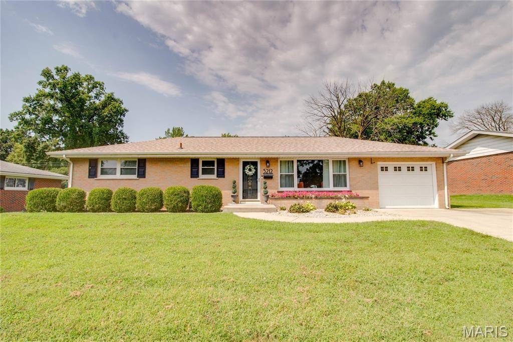 5212 Wick Way DR, Alton, IL 62002