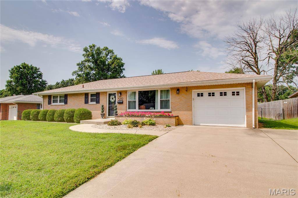 5212 Wick Way DR, Alton, IL 62002